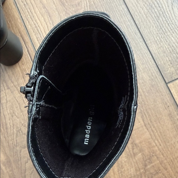 Madden Girl Monicaa Black Mid Calf Boot - Picture 10 of 11